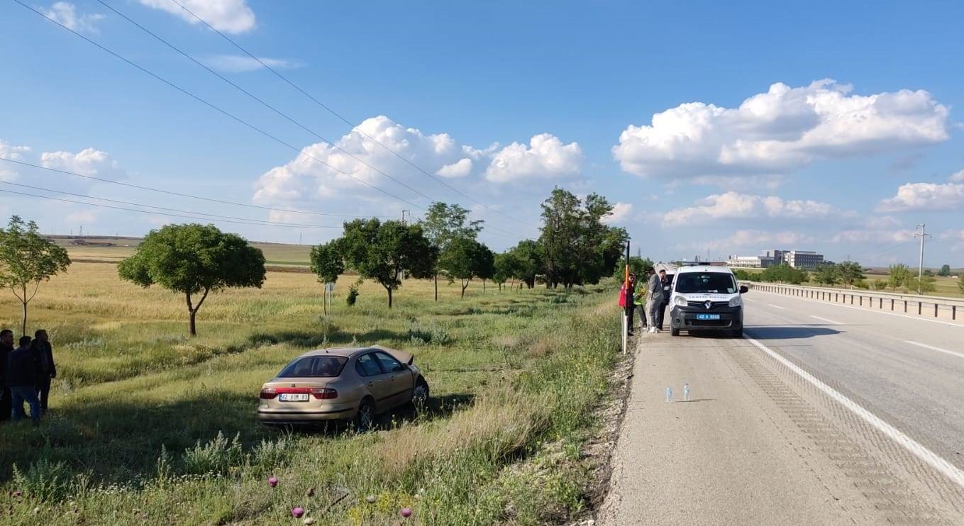 Konya’da otomobil şarampole uçtu: 1 yaralı
