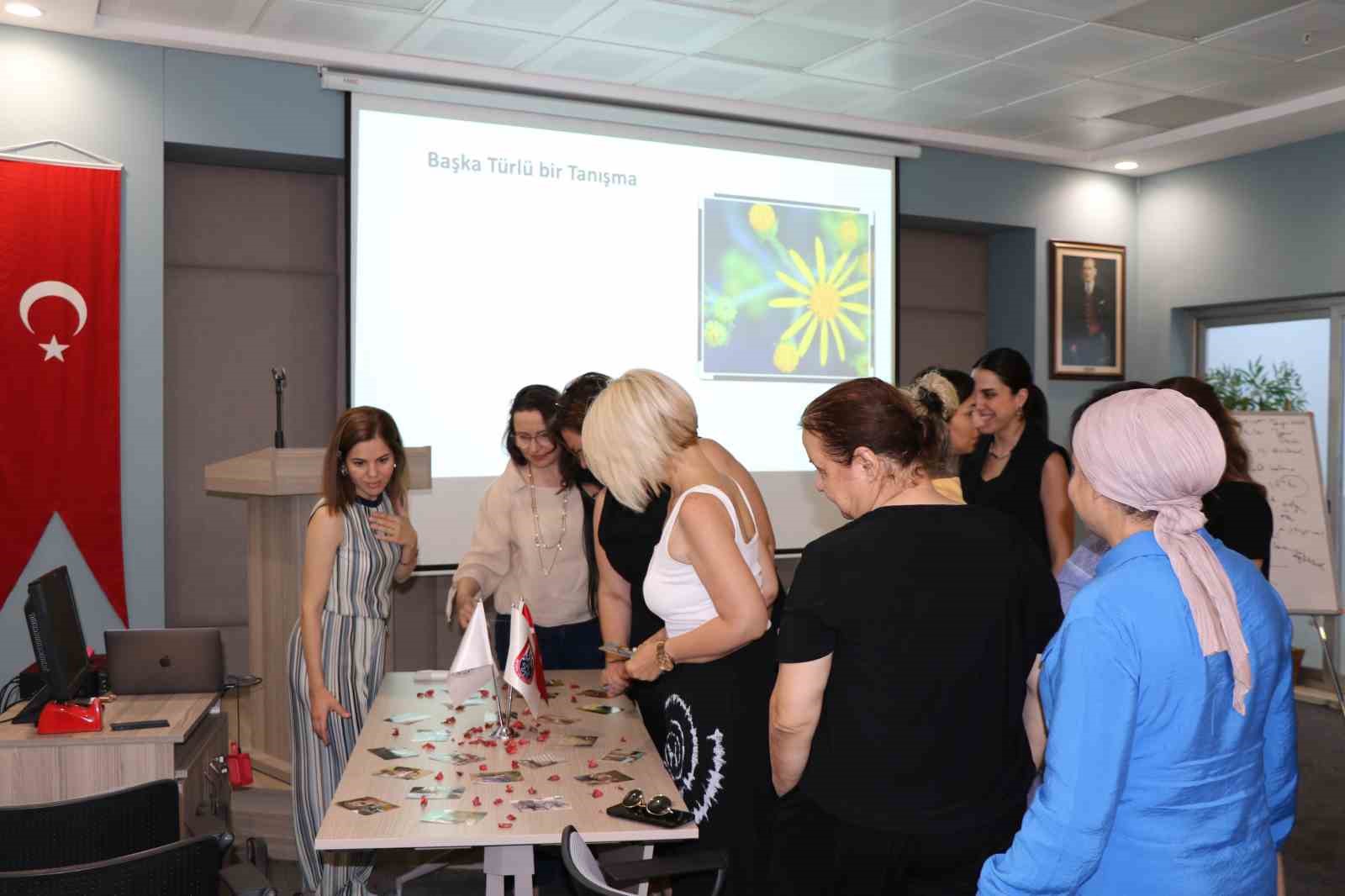 AYTO’da iş dünyasına kadın liderliğini destekleyici eğitimler sürüyor
