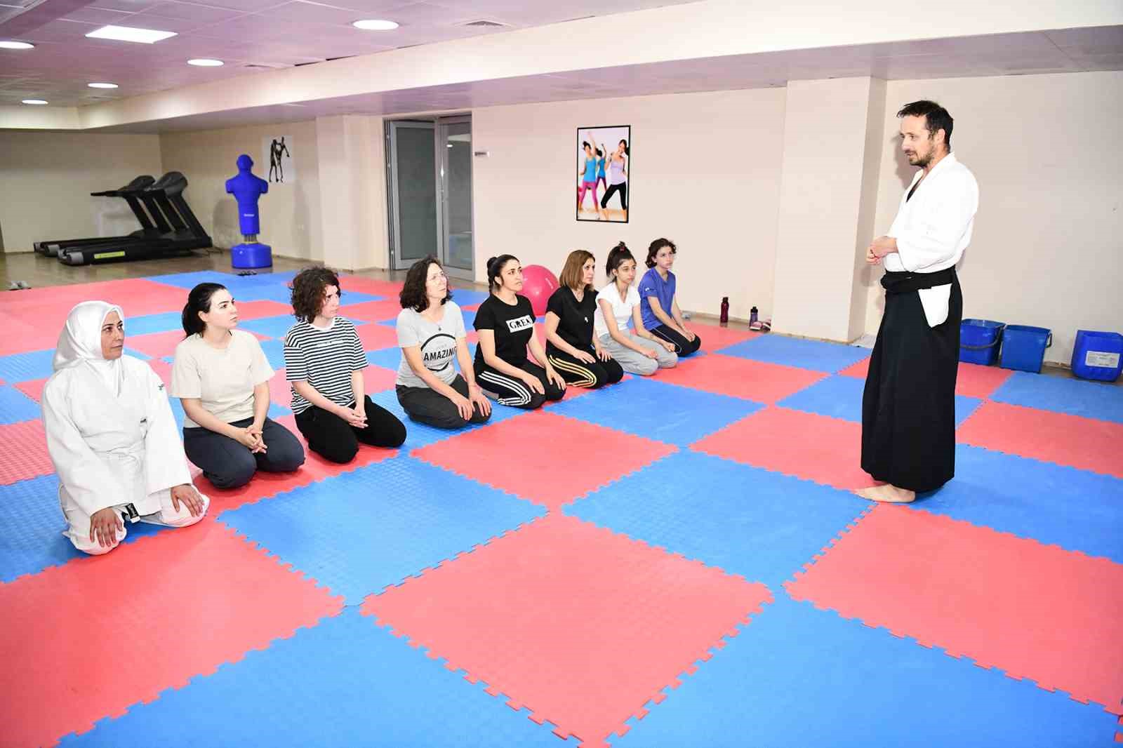 Kadınlar aikido ile özgüven kazanıyor
