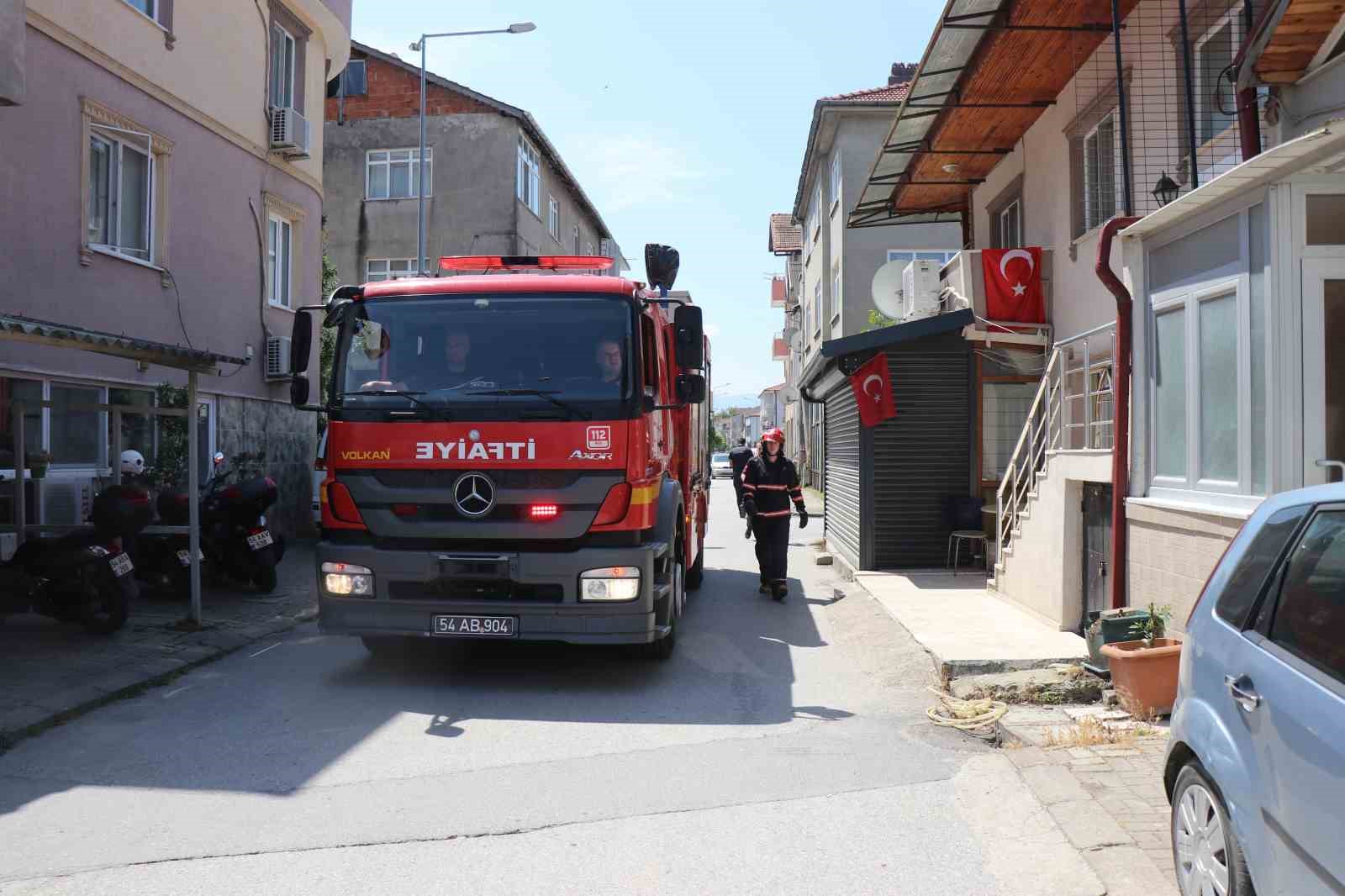 Tüpten sızan gaz patladı: 3 kişi yaralandı
