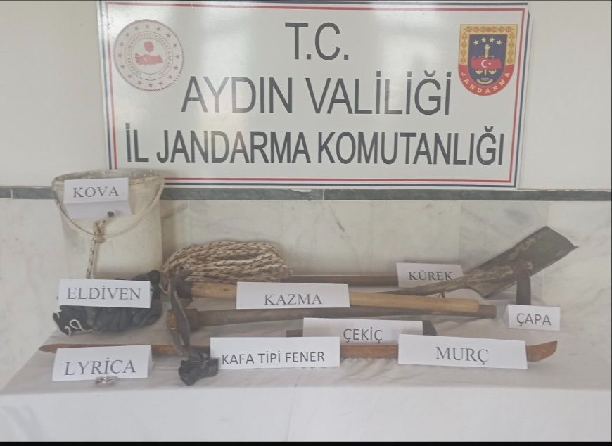 Definecileri kazdıkları çukurdan jandarma tek tek çıkardı
