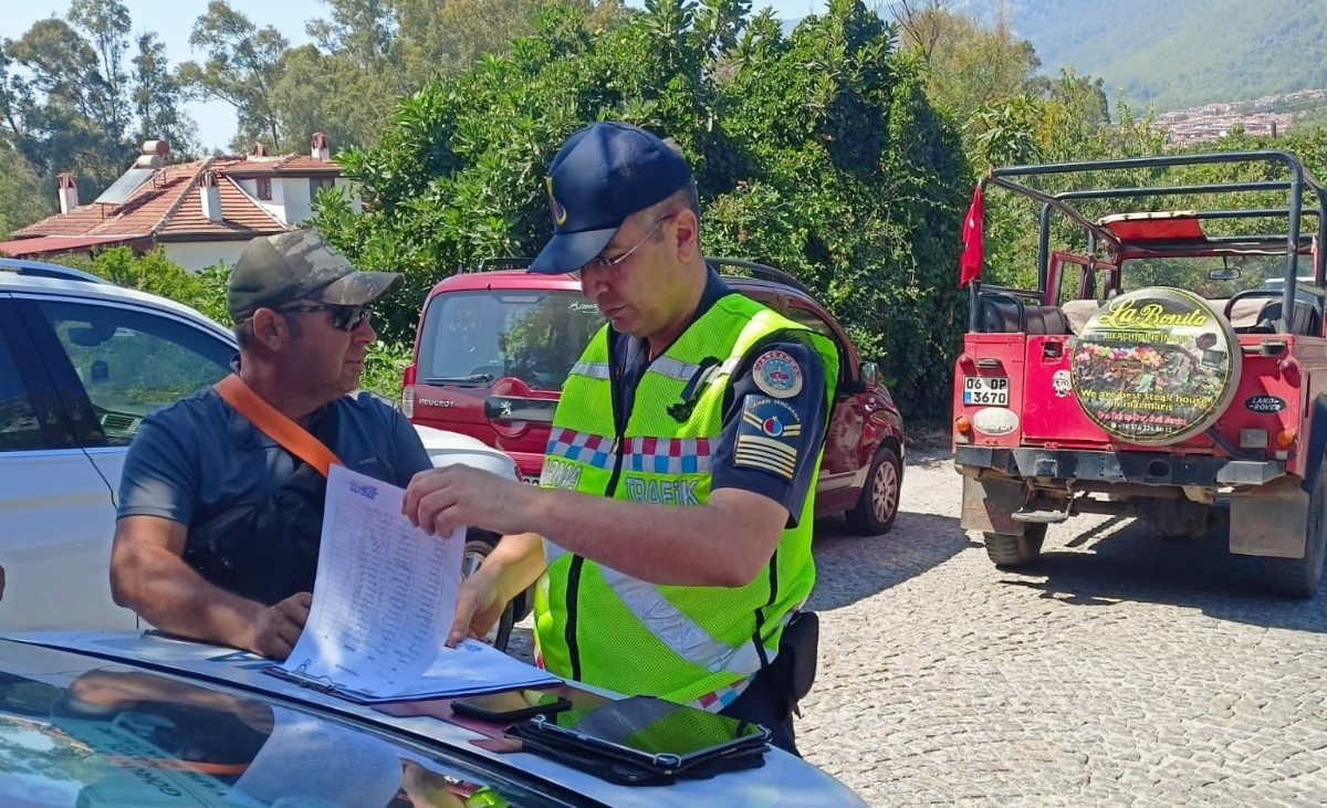 Marmaris’te kolluk kuvvetlerinden Jeep safarilere sıkı denetim
