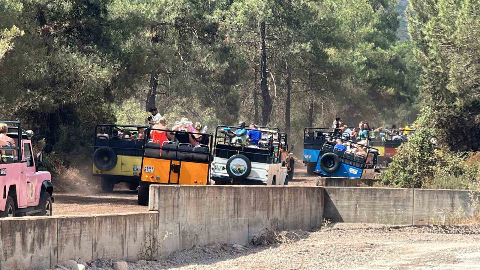 Marmaris’te kolluk kuvvetlerinden Jeep safarilere sıkı denetim
