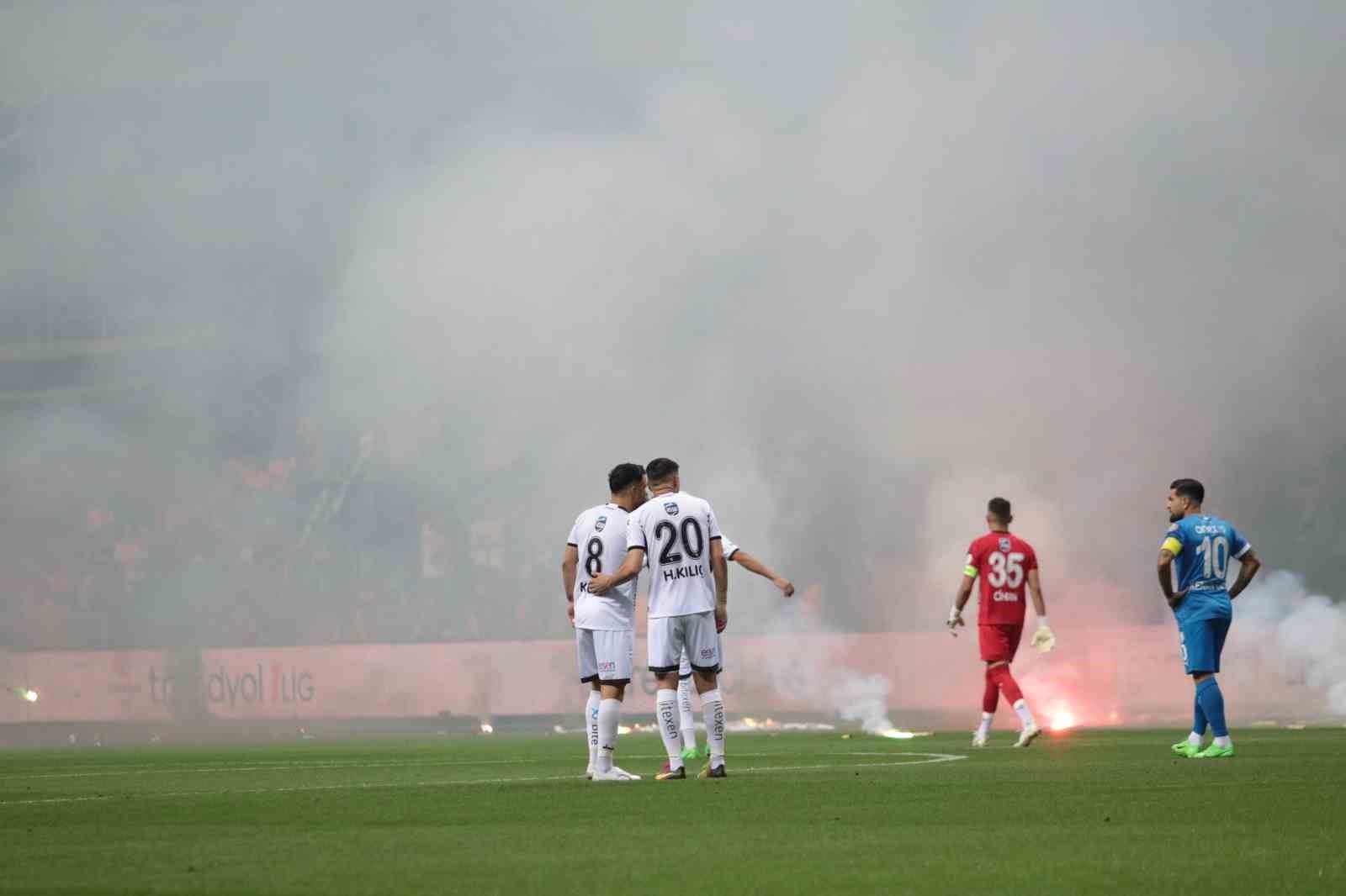 Trendyol 1. Lig: Sakaryaspor: 0 - Bodrum FK: 1 (Maç devam ediyor)
