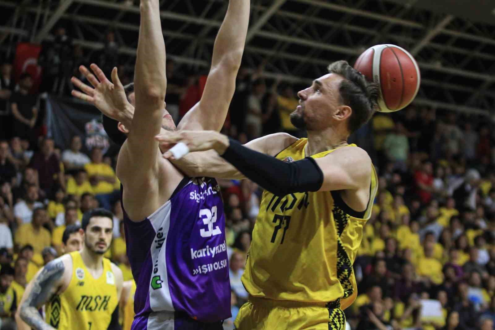 Türkiye Basketbol Ligi: Mersin Büyükşehir Belediyesi: 85 - Sigortam Net: 64
