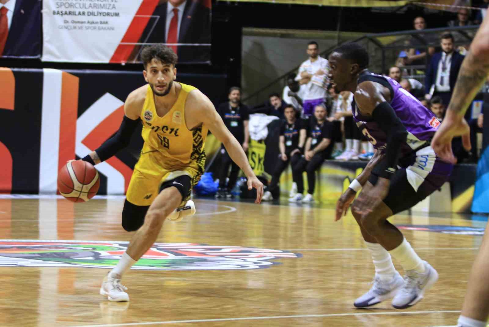 Türkiye Basketbol Ligi: Mersin Büyükşehir Belediyesi: 85 - Sigortam Net: 64
