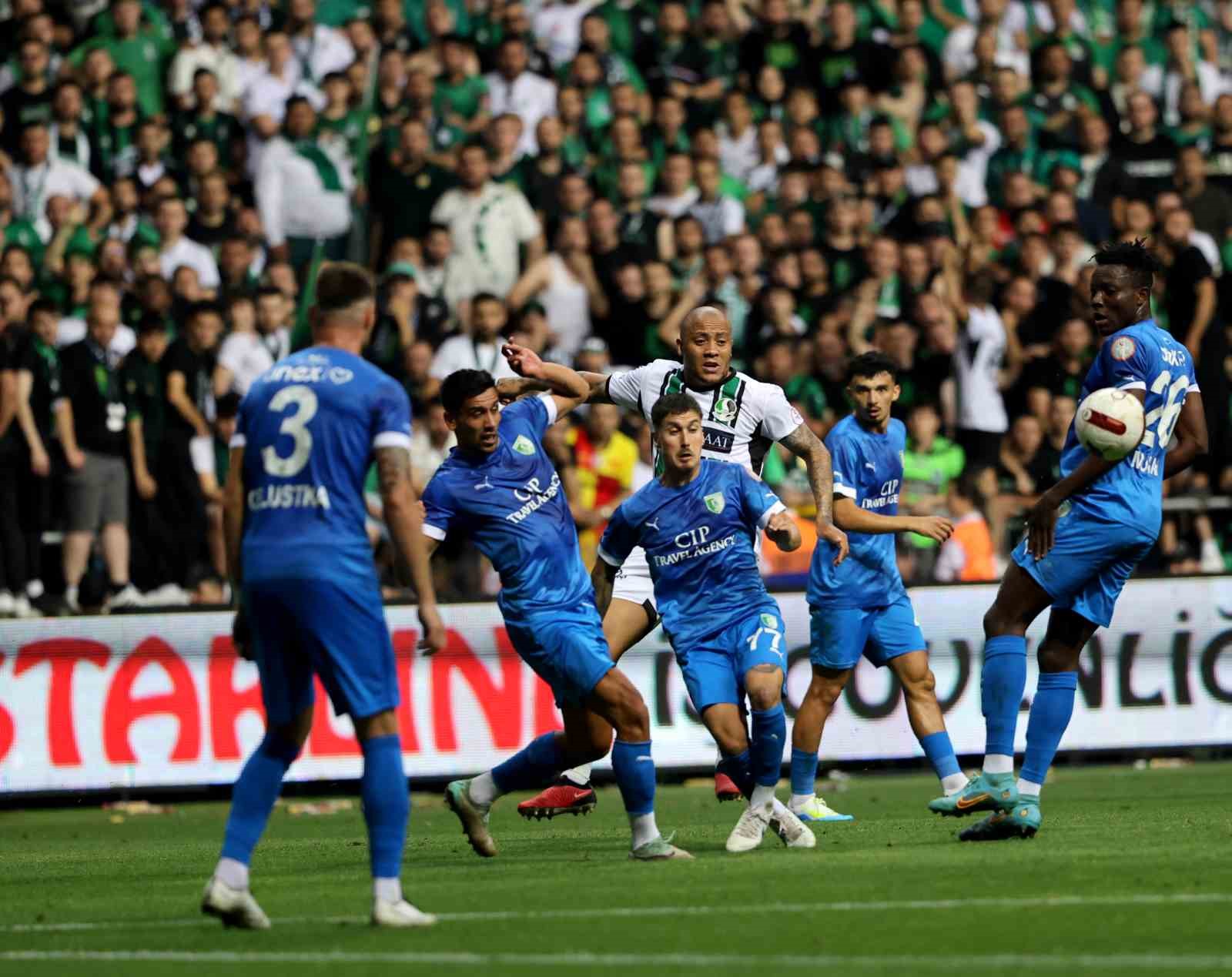 Trendyol 1. Lig Play-Off Final: Sakaryaspor: 0 - Bodrum FK: 1 (İlk yarı)
