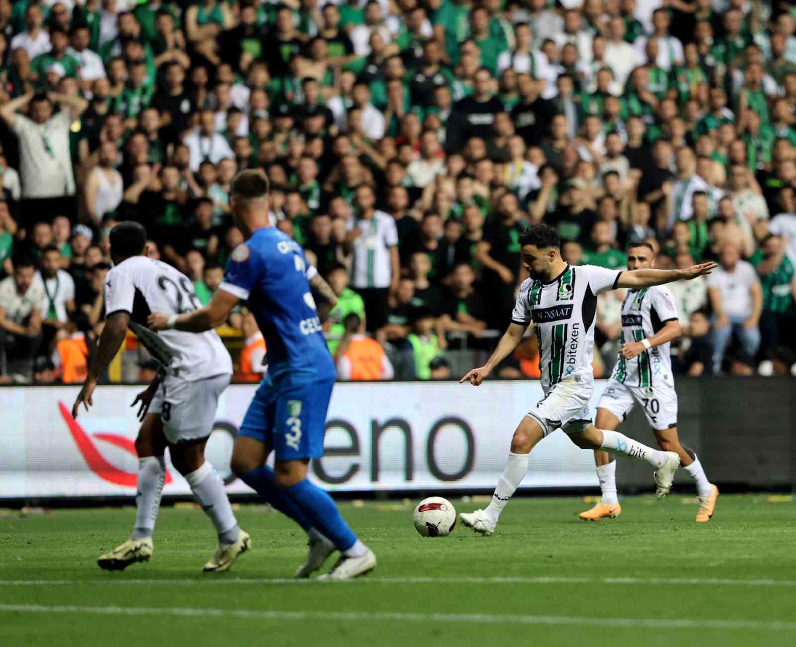 Trendyol 1. Lig Play-Off Final: Sakaryaspor: 0 - Bodrum FK: 1 (İlk yarı)
