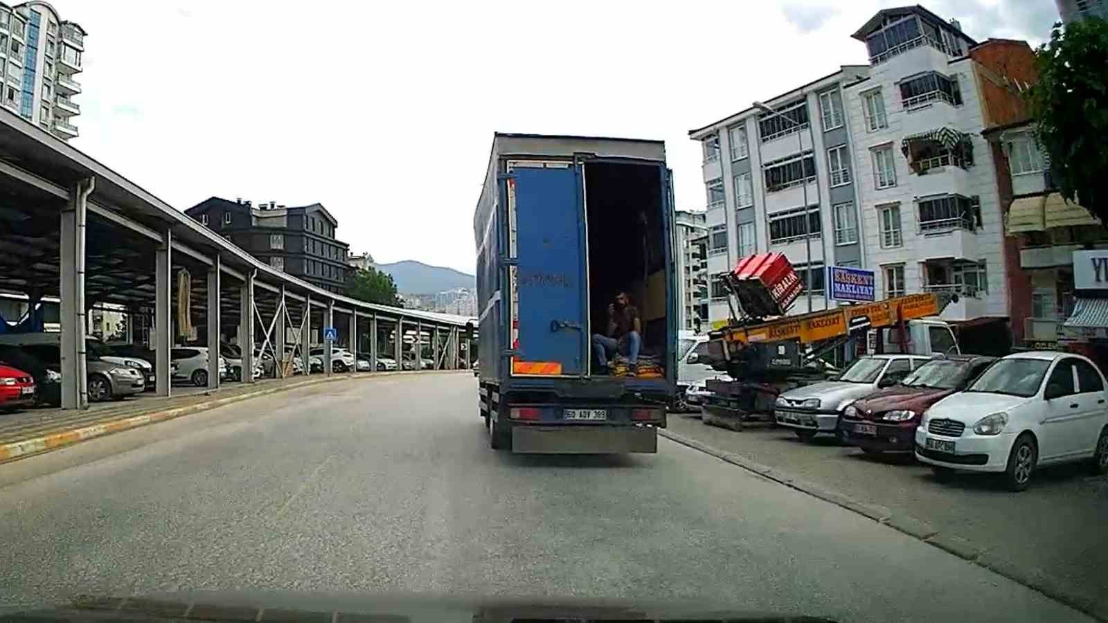 Tokat’ta tehlikeli yolculuk kamerada
