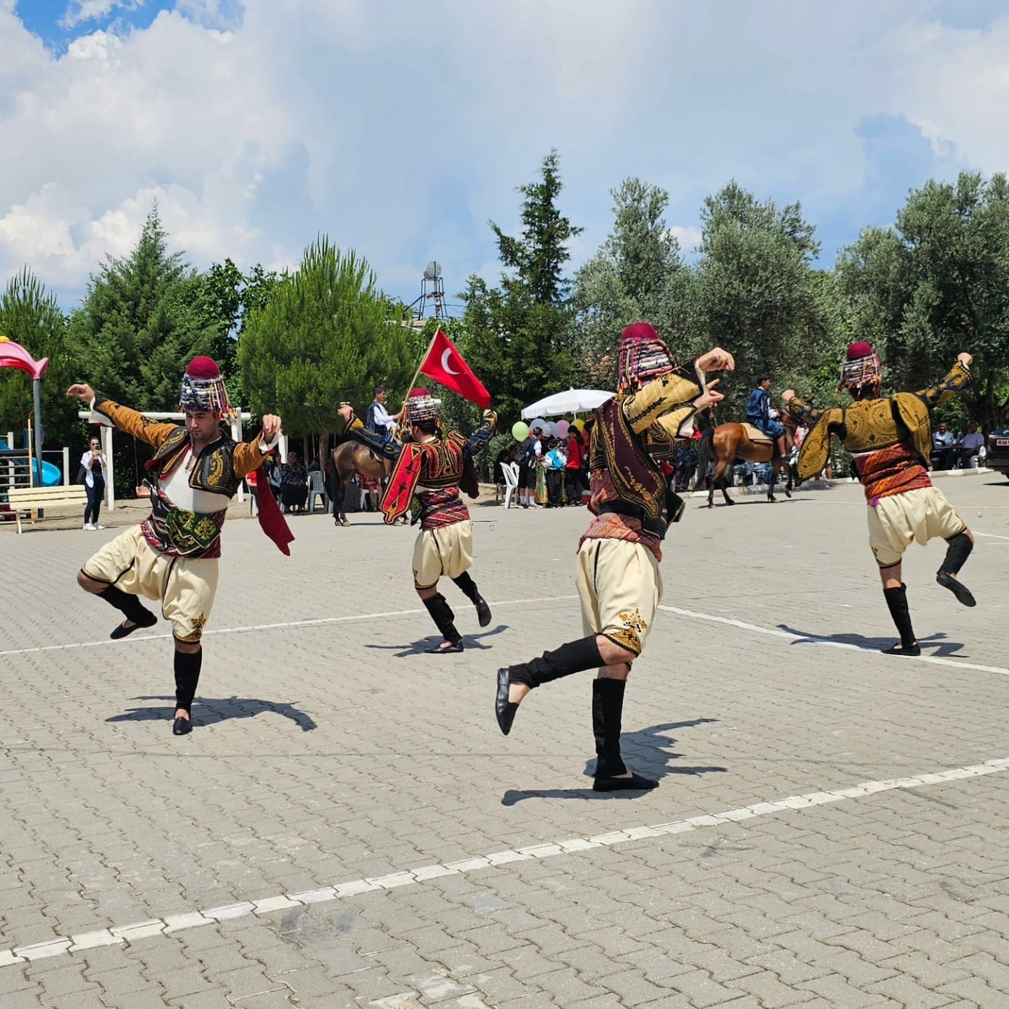 Seydikemer’de yörük şenliği gerçekleşti
