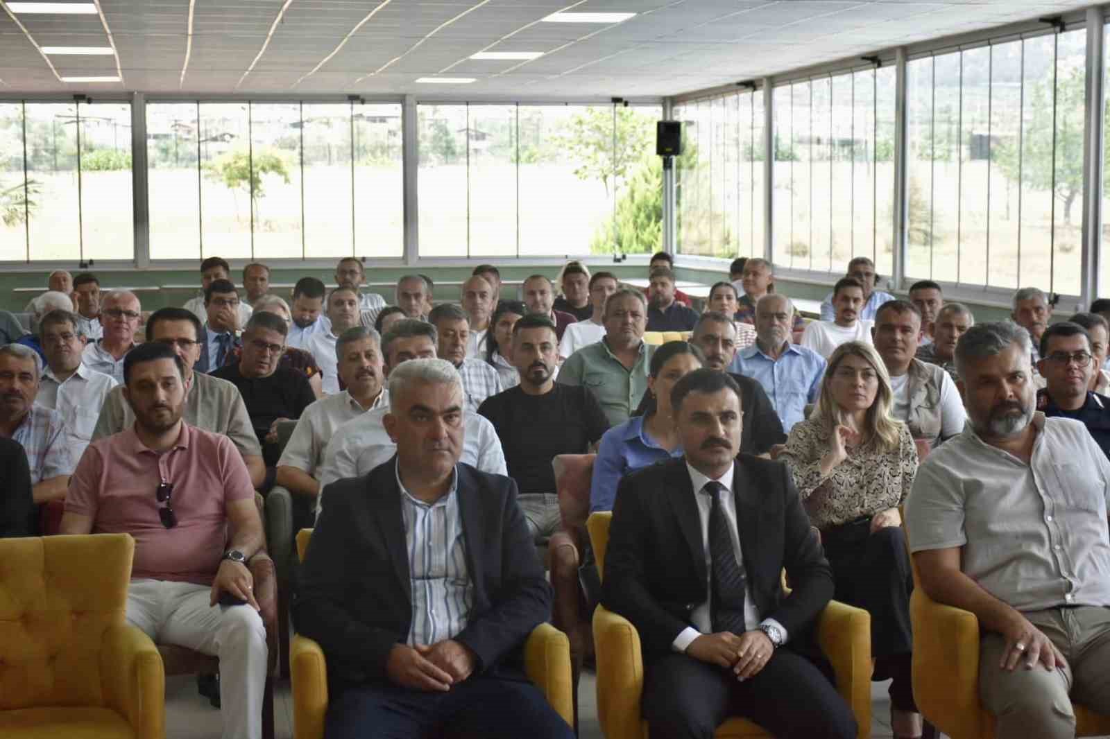 Buharkent’te AFAD Bilgilendirme toplantısı gerçekleştirildi
