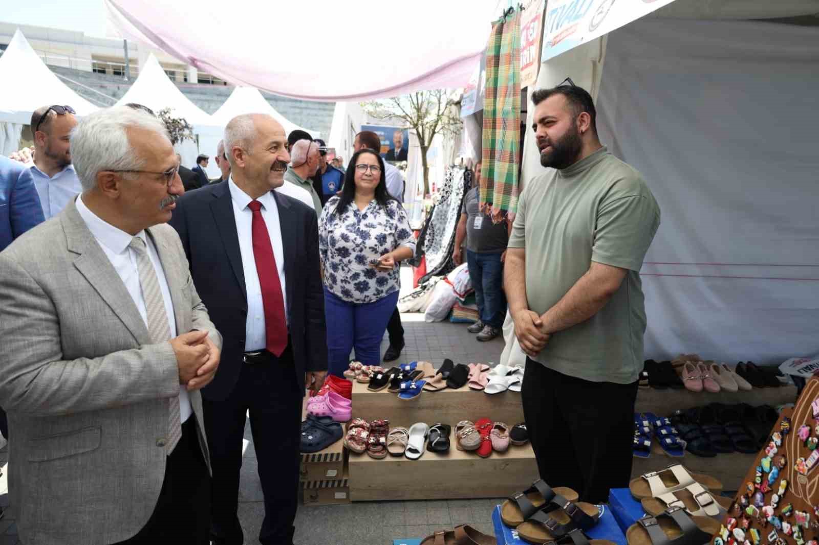 İzmit ve Gebze’de alışveriş coşkusu yaşanacak
