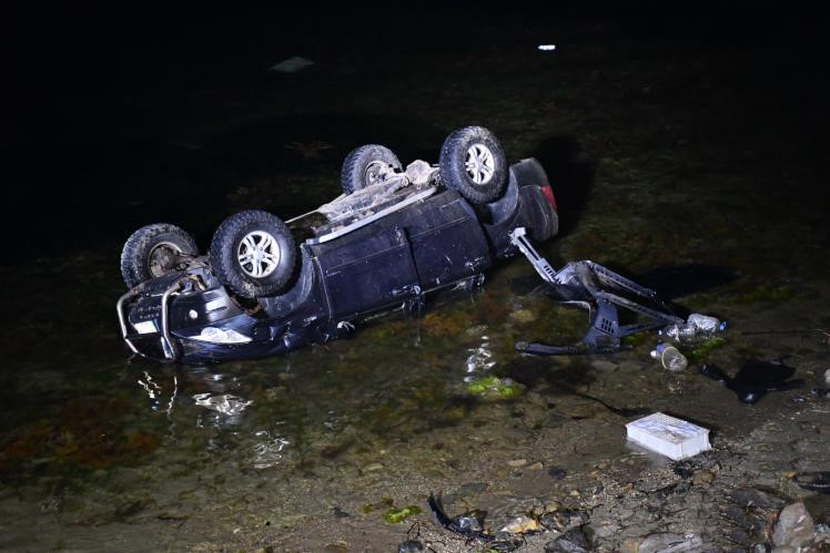 Çanakkale’de otomobil denize uçtu, sürücü hayatını kaybetti
