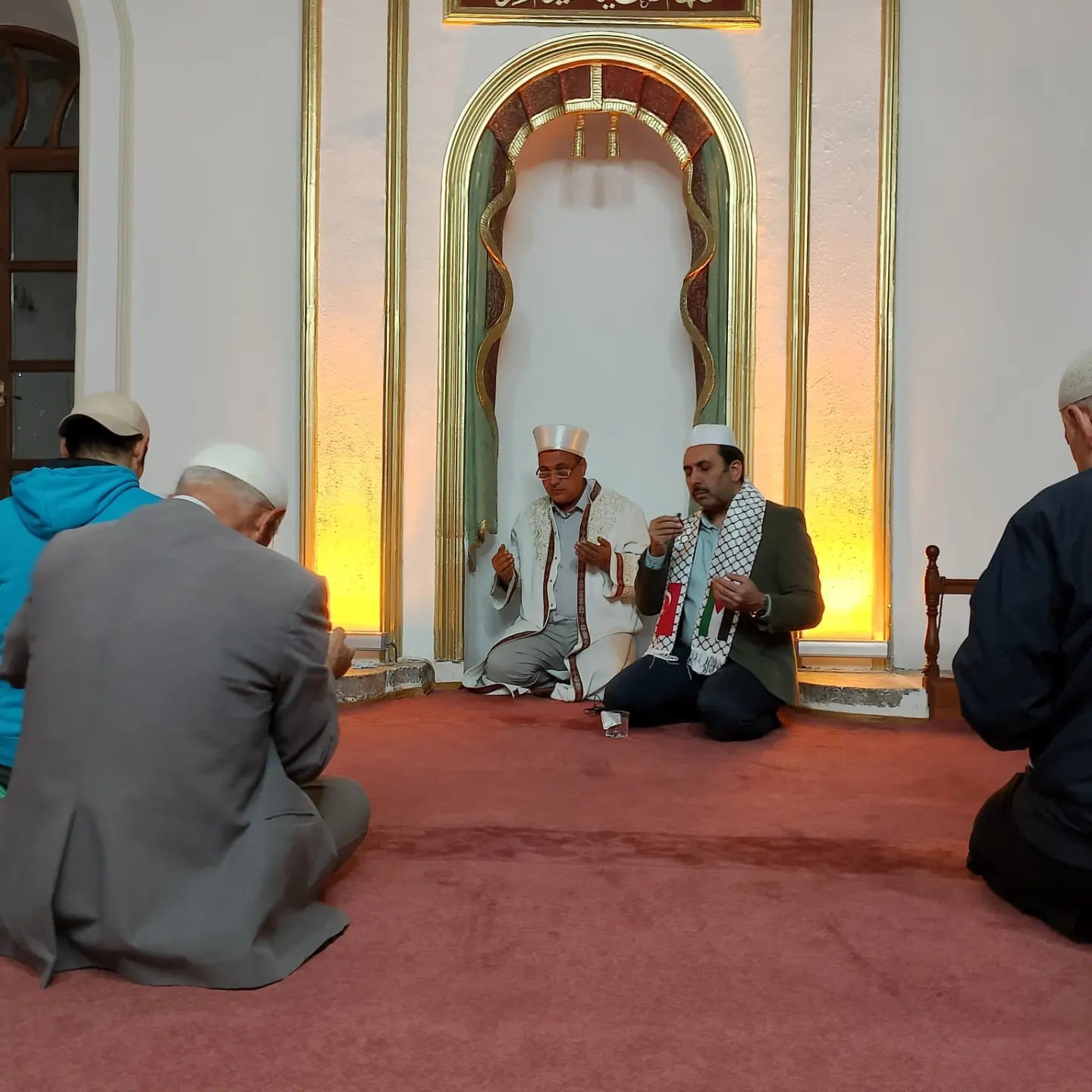 Muğla’da sabah namazında eller Gazze için semaya açıldı
