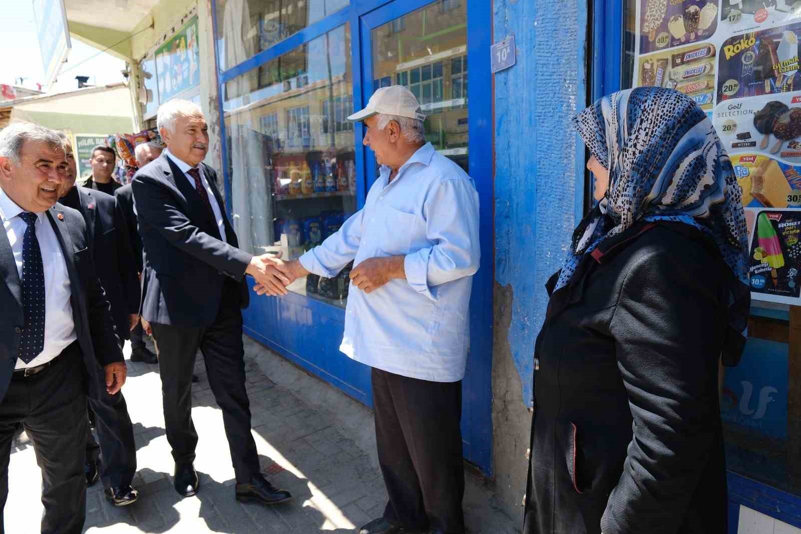 Zeydan Karalar, Pınarbaşı’nda tekrarlanacak seçim öncesi Deniz Yağan’a destek verdi
