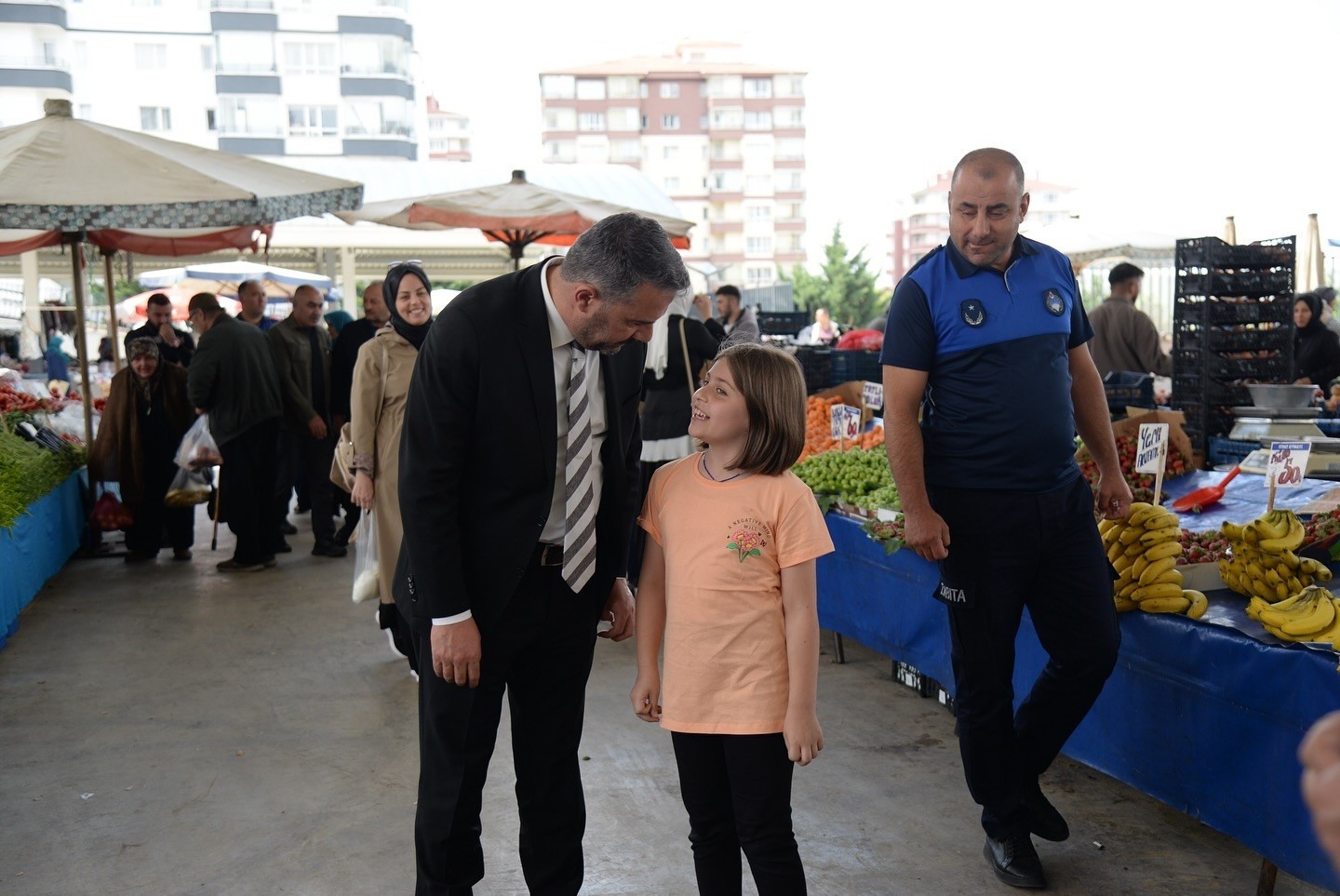 Pursaklar Belediye Başkanı Çetin’den pazar ziyareti
