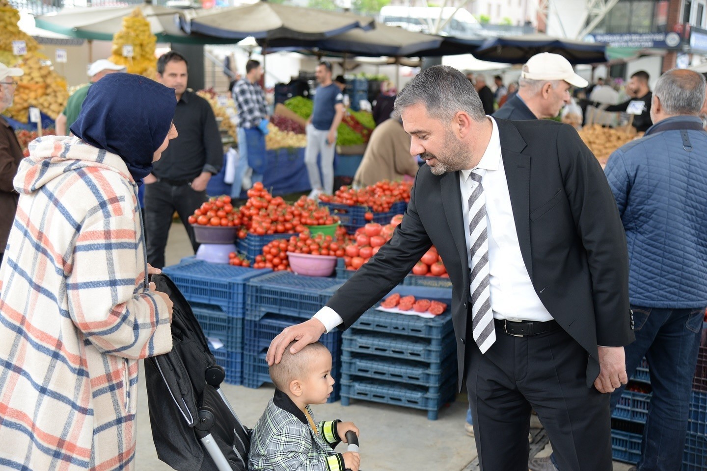 Pursaklar Belediye Başkanı Çetin’den pazar ziyareti
