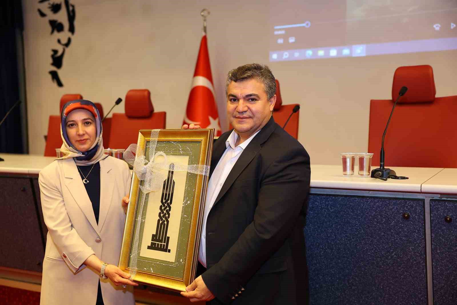 Büyükşehir’in Kayseri Kariyer Konferansları sürüyor
