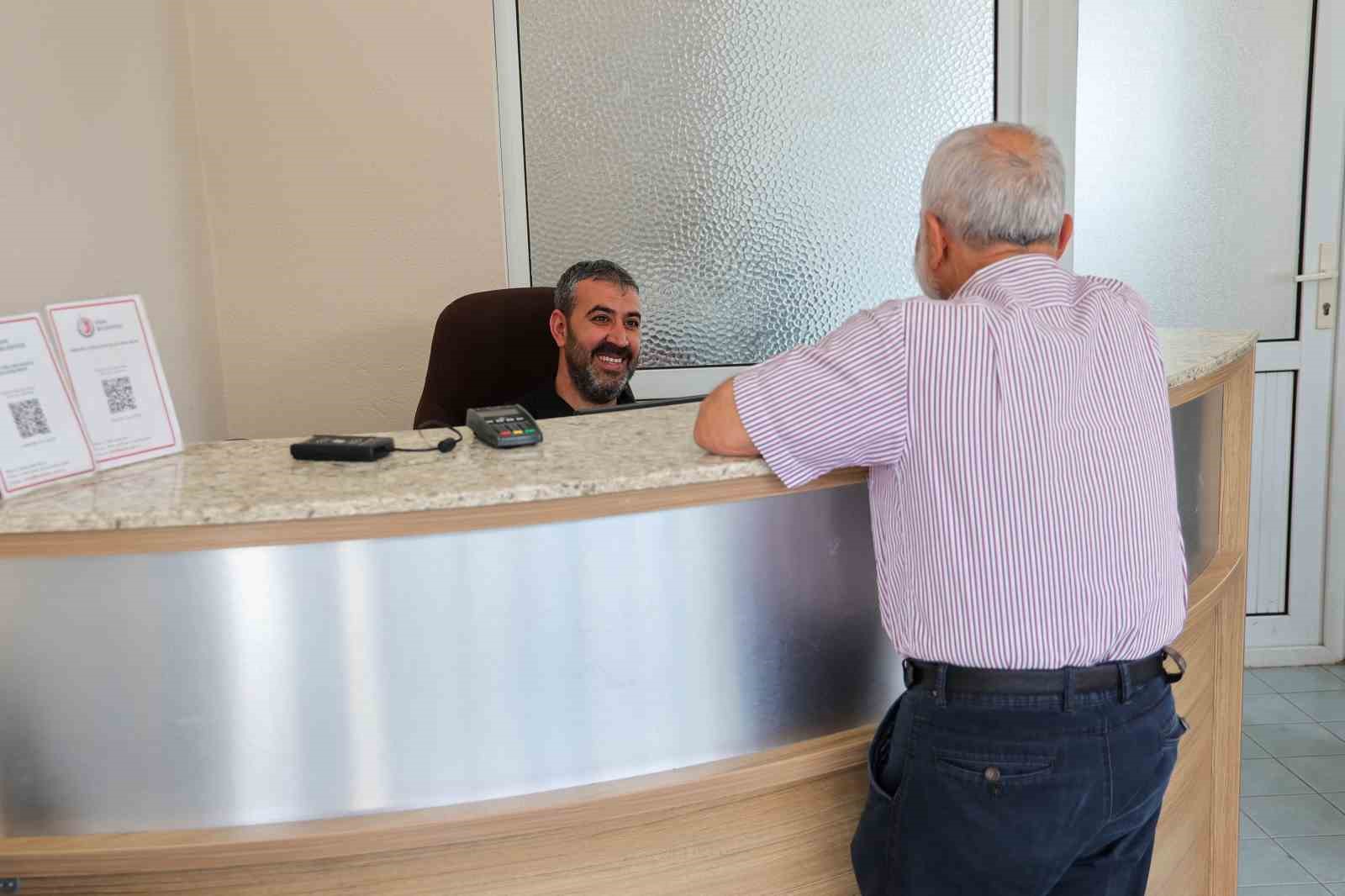 Uşak Belediyesi vatandaşla kolaylık olması için yeni vezne açtı
