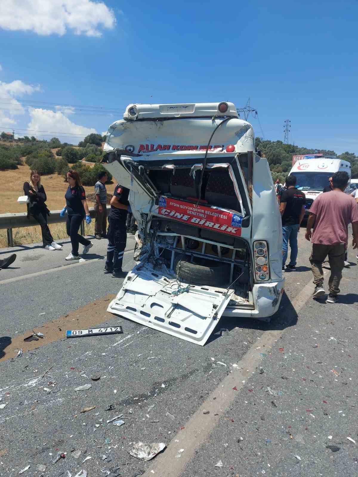 Aydın’da trafik kazası: 17 yaralı
