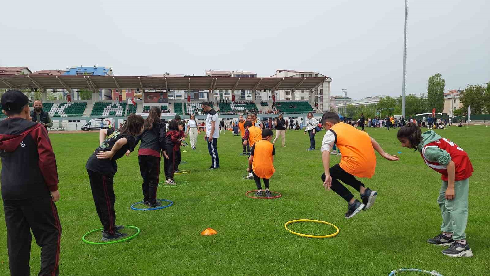 Kars’ta fiziksel eğitim oyunları
