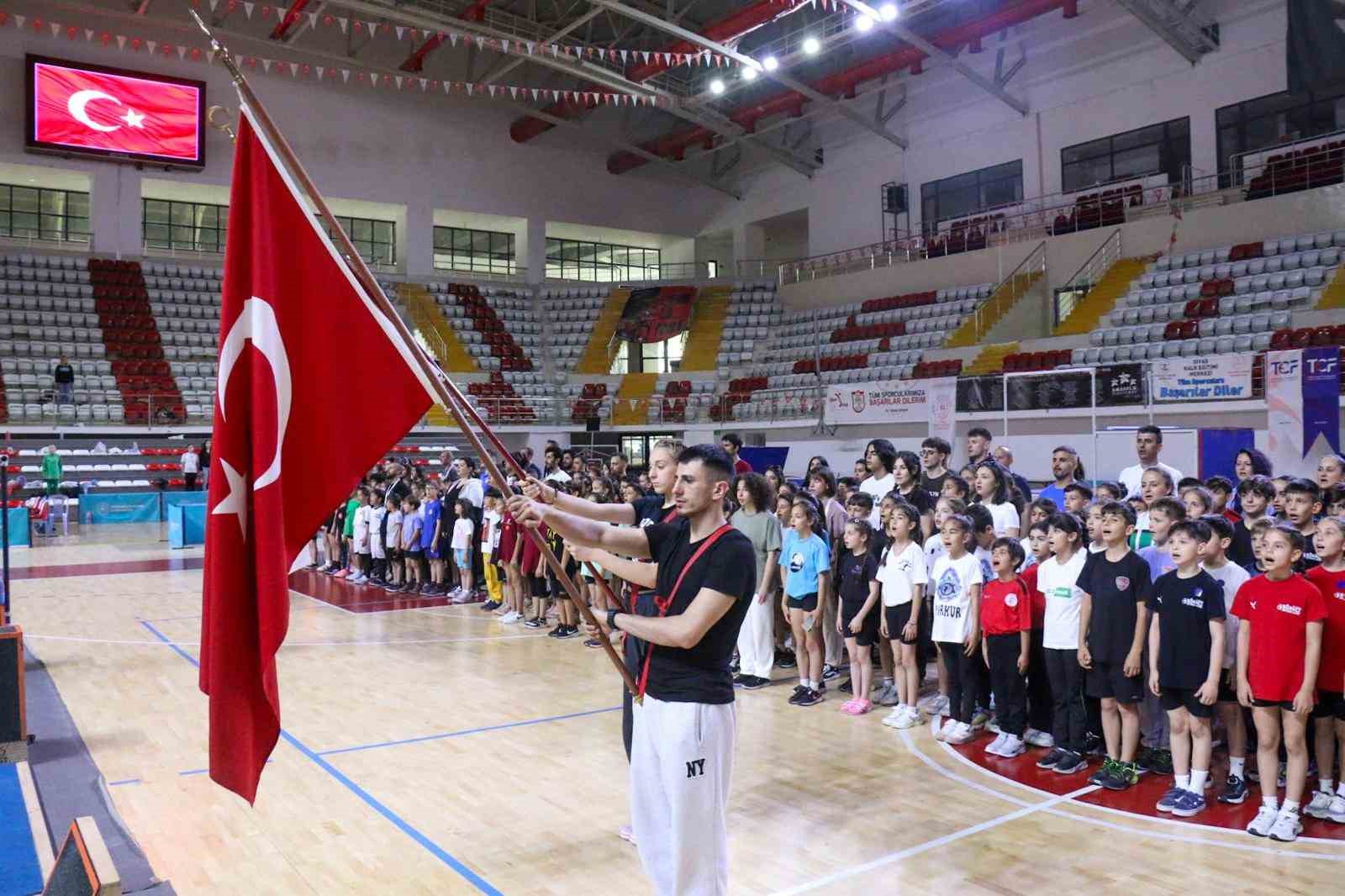 Cimnastik Parkur Türkiye Şampiyonası Sivas’ta başladı
