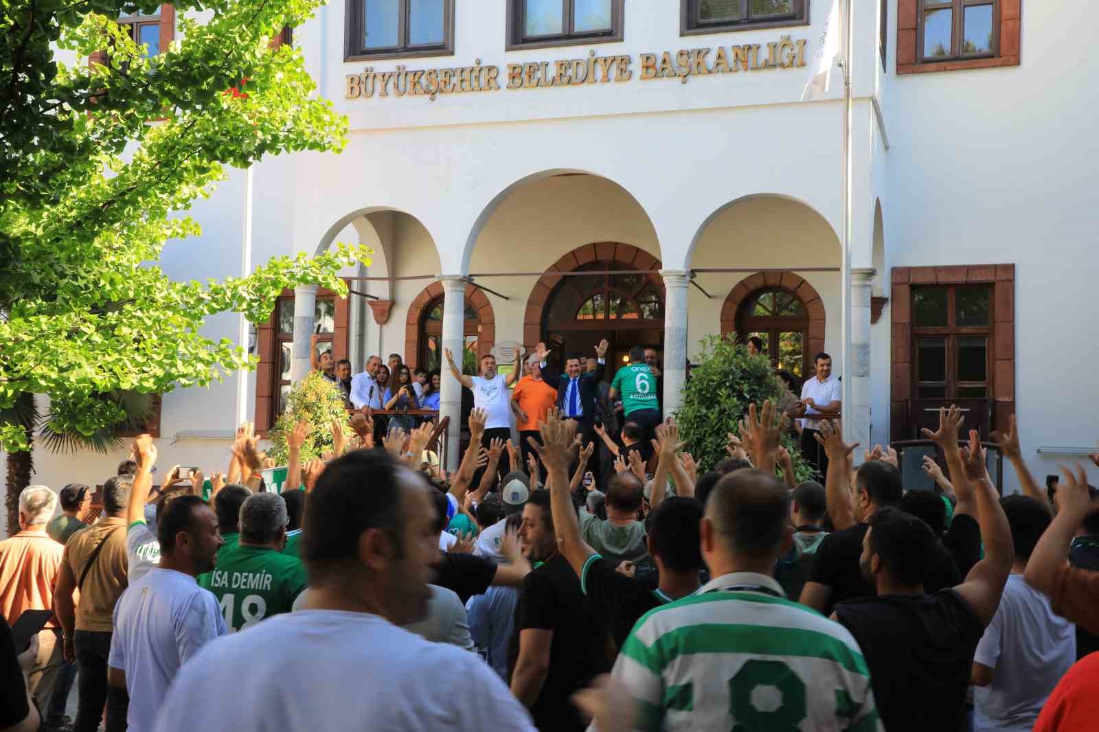 Bodrum Asi Tayfa’dan Başkan Aras’a ziyaret
