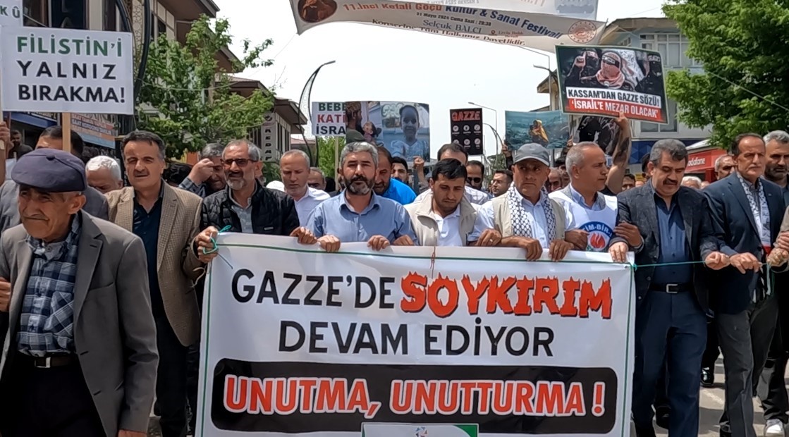 Erciş’te İsrail’in katliamları protesto edildi
