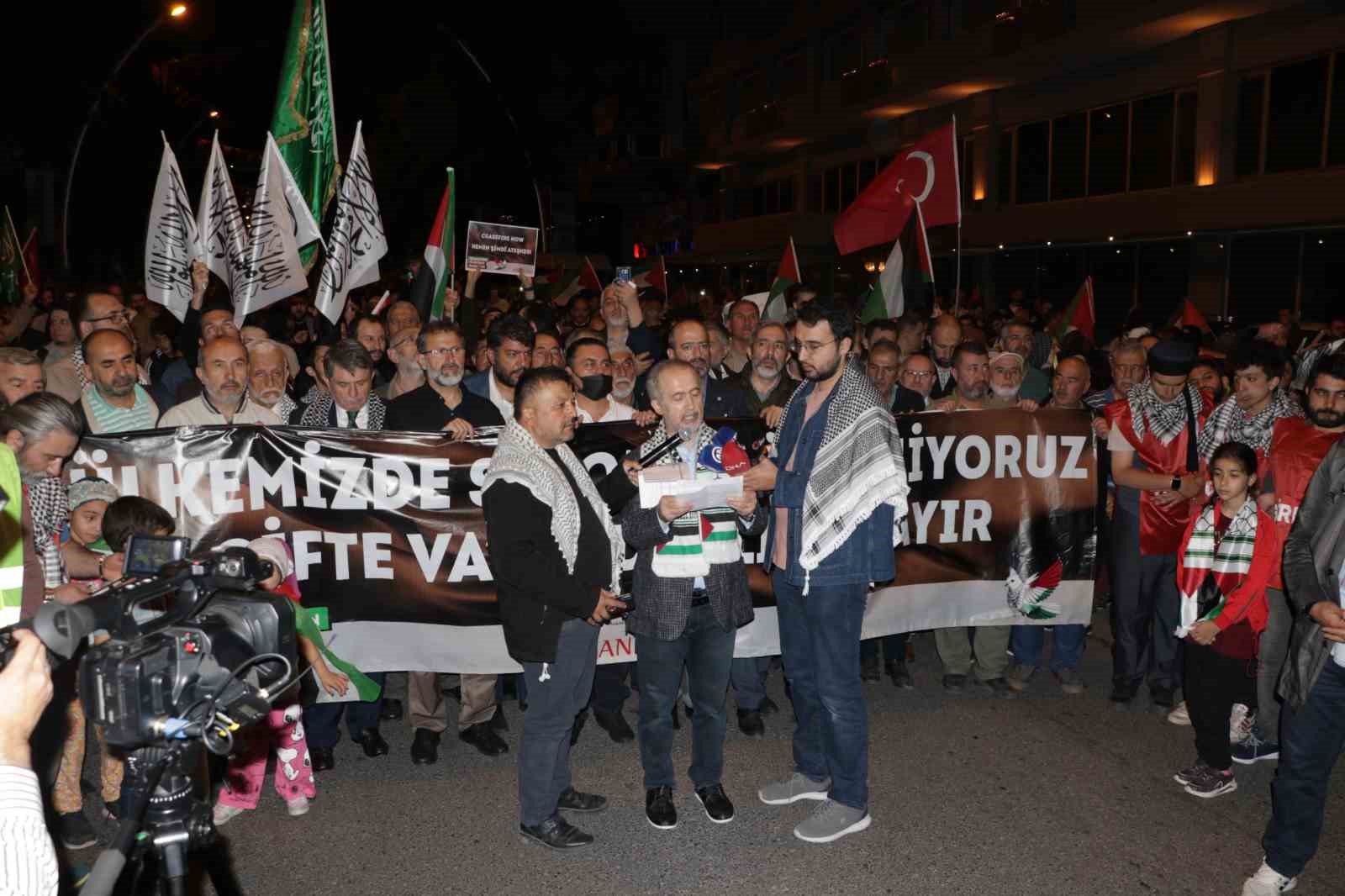 Ankara Filistin Dayanışma Platformu’ndan İsrail’in Refah’a gerçekleştirdiği saldırılara protesto yürüyüşü
