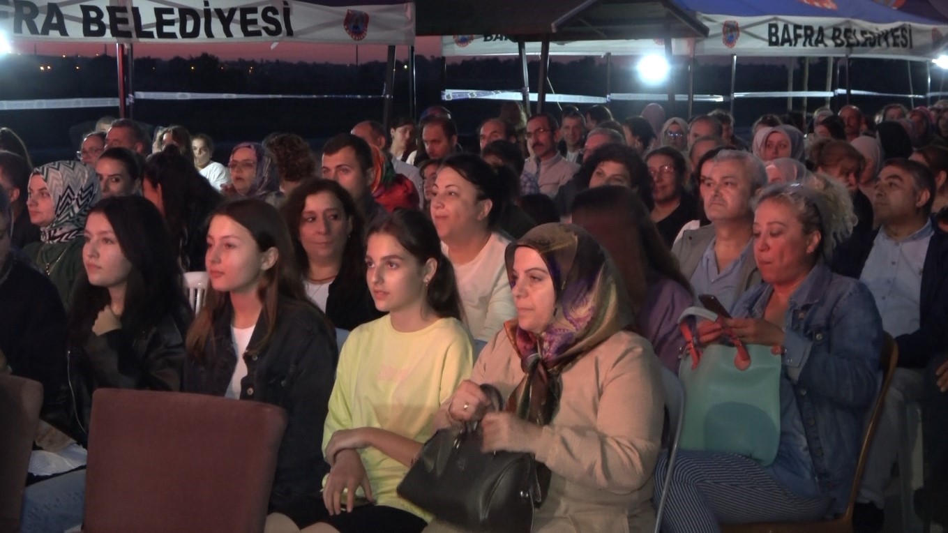 Bafra’da şiir dinletisi ve yarışması
