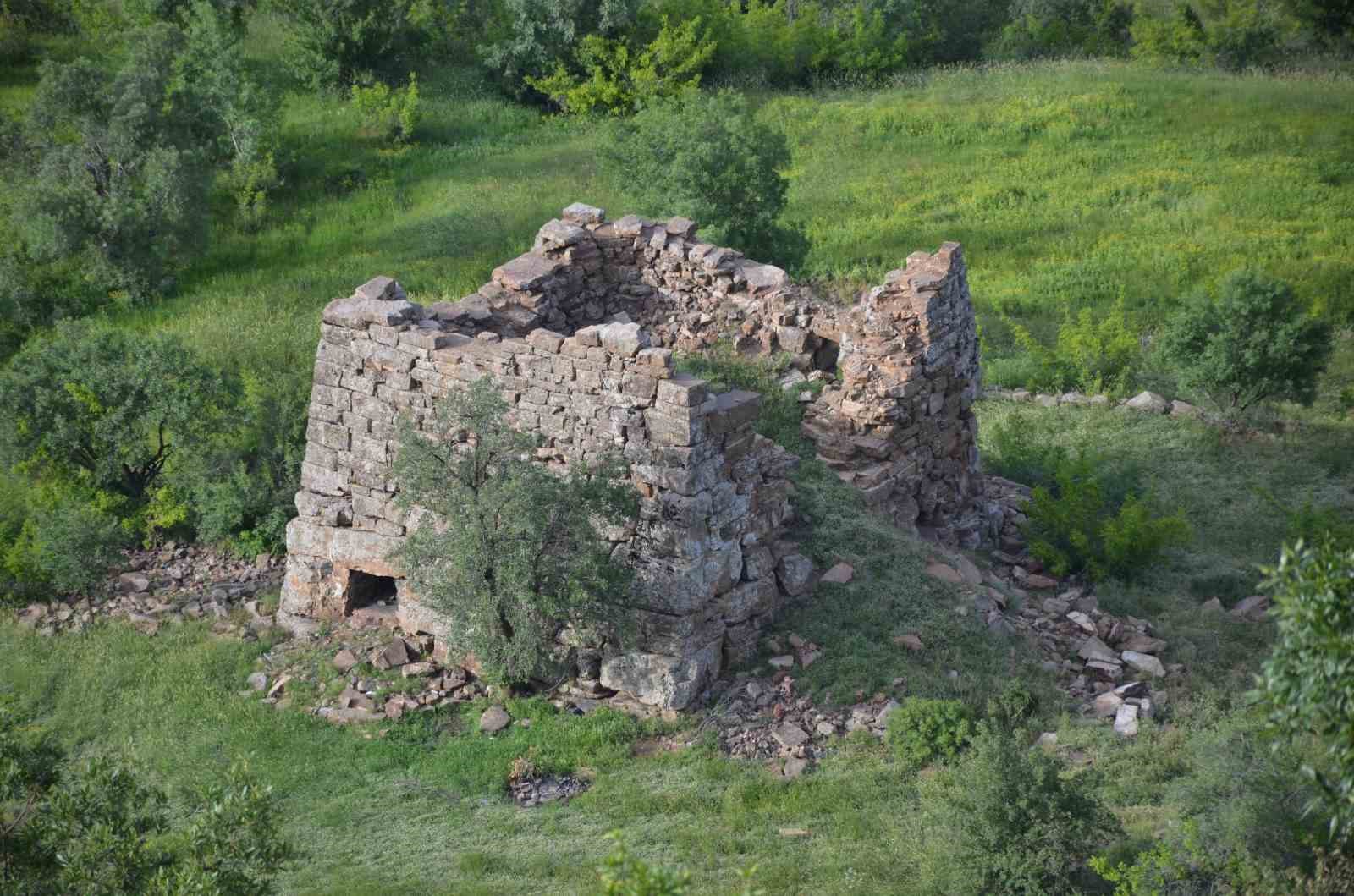 Beytüşşebap’ta atlarla trekking yapıldı
