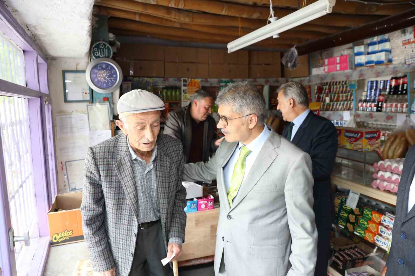 Vali Çelik belde ve köy ziyaretlerine devam ediyor
