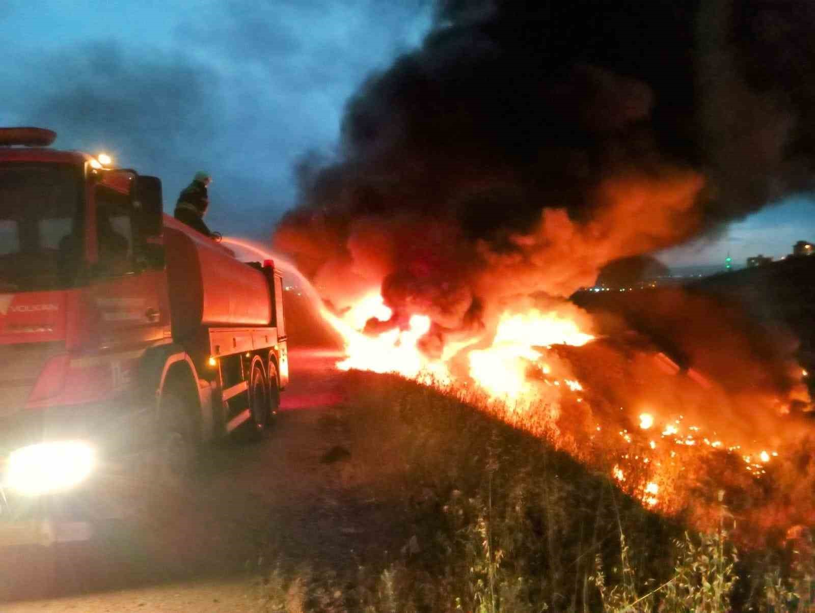 Manisa İtfaiyesi anız yangınlarına karşı uyardı
