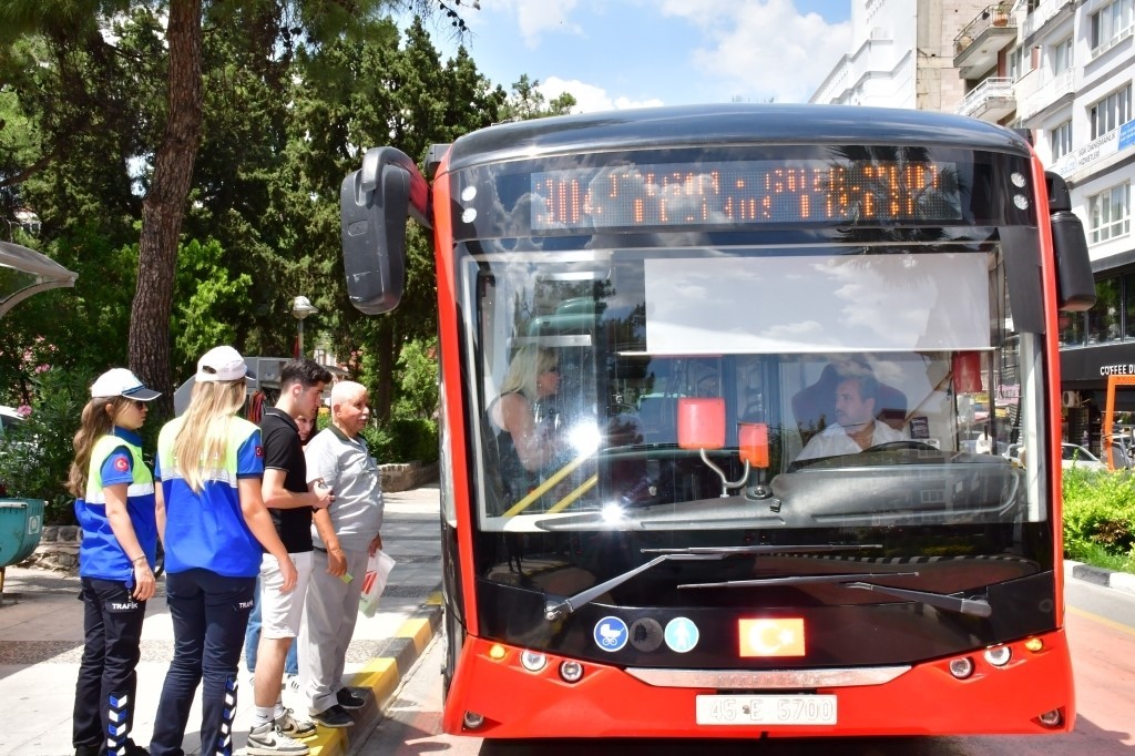 Zabıtadan toplu ulaşım araçlarında klima denetimi
