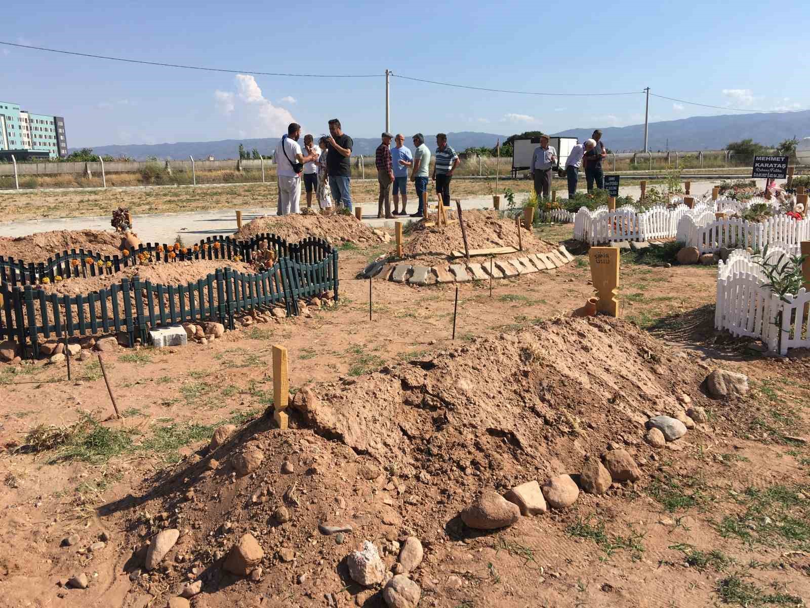 Mahkemeye taşınan mezarlıkla ilgili bilirkişi raporu çıktı
