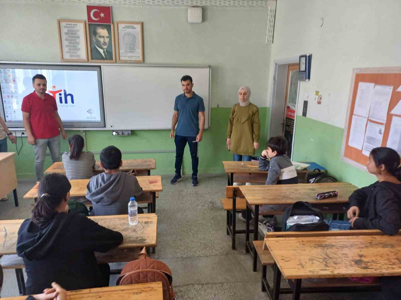 Hisarcık’ta ortaokul öğrencilerine Anadolu Lisesi tanıtıldı
