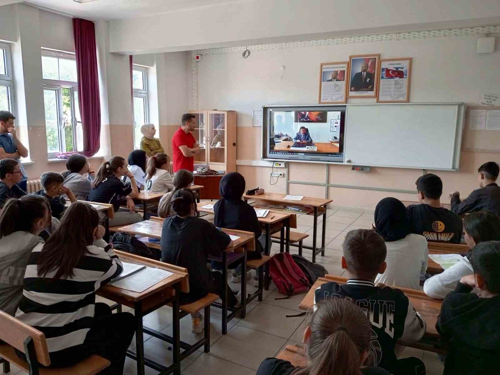 Hisarcık’ta ortaokul öğrencilerine Anadolu Lisesi tanıtıldı
