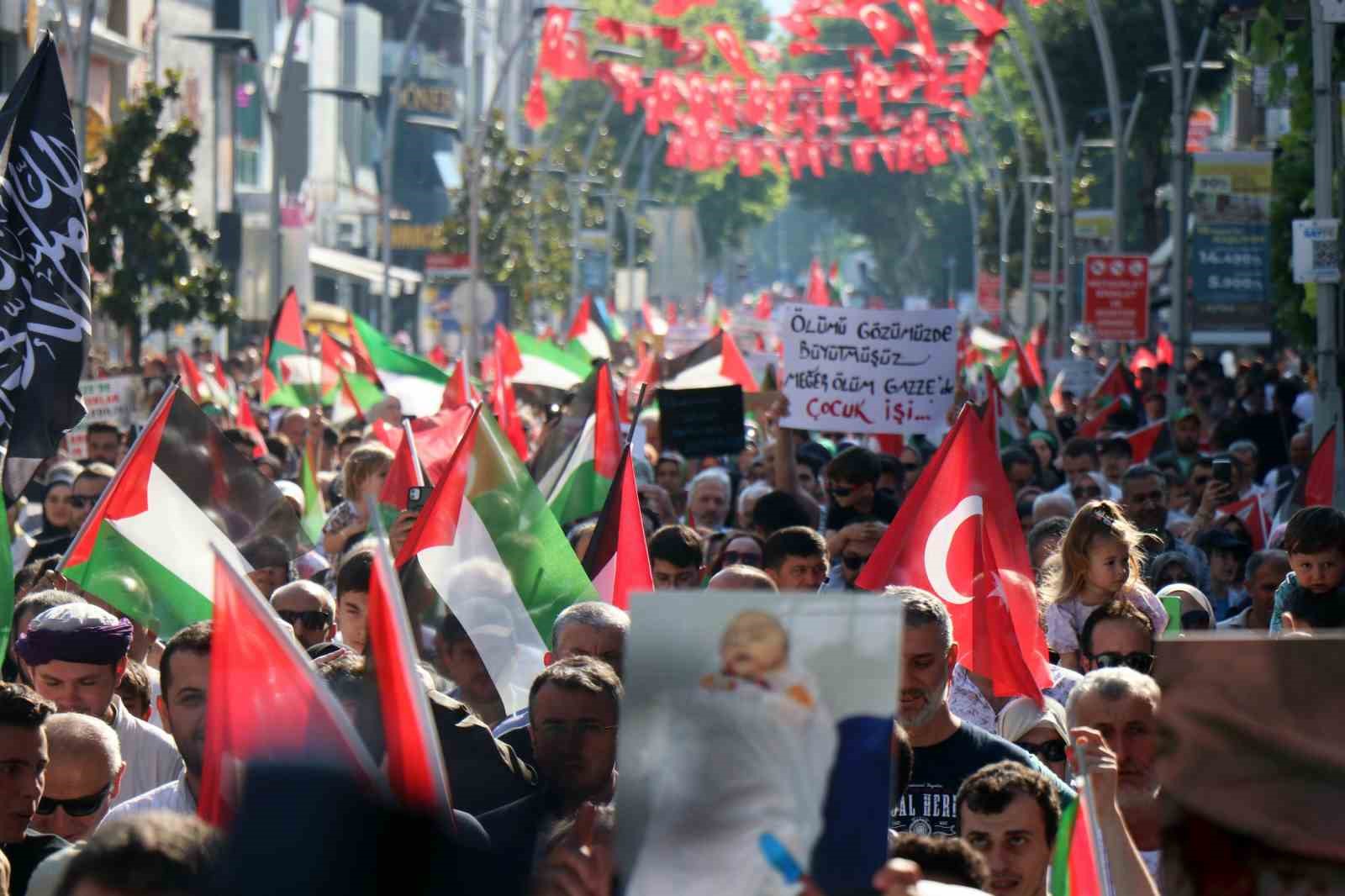 Sakarya’da ‘Büyük Filistin Yürüyüşü’
