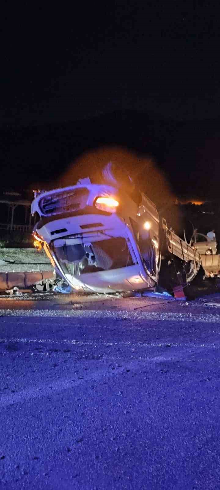 Tatvan’da trafik kazası: 2 yaralı
