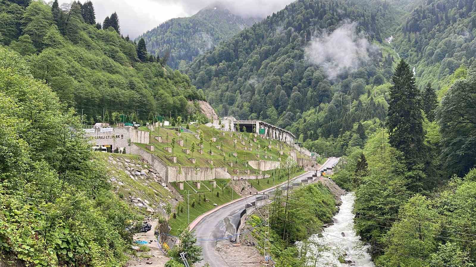 Rize Valisi Baydaş: “Burada niyetlenen şey Ayder’i geleceğe taşımak”
