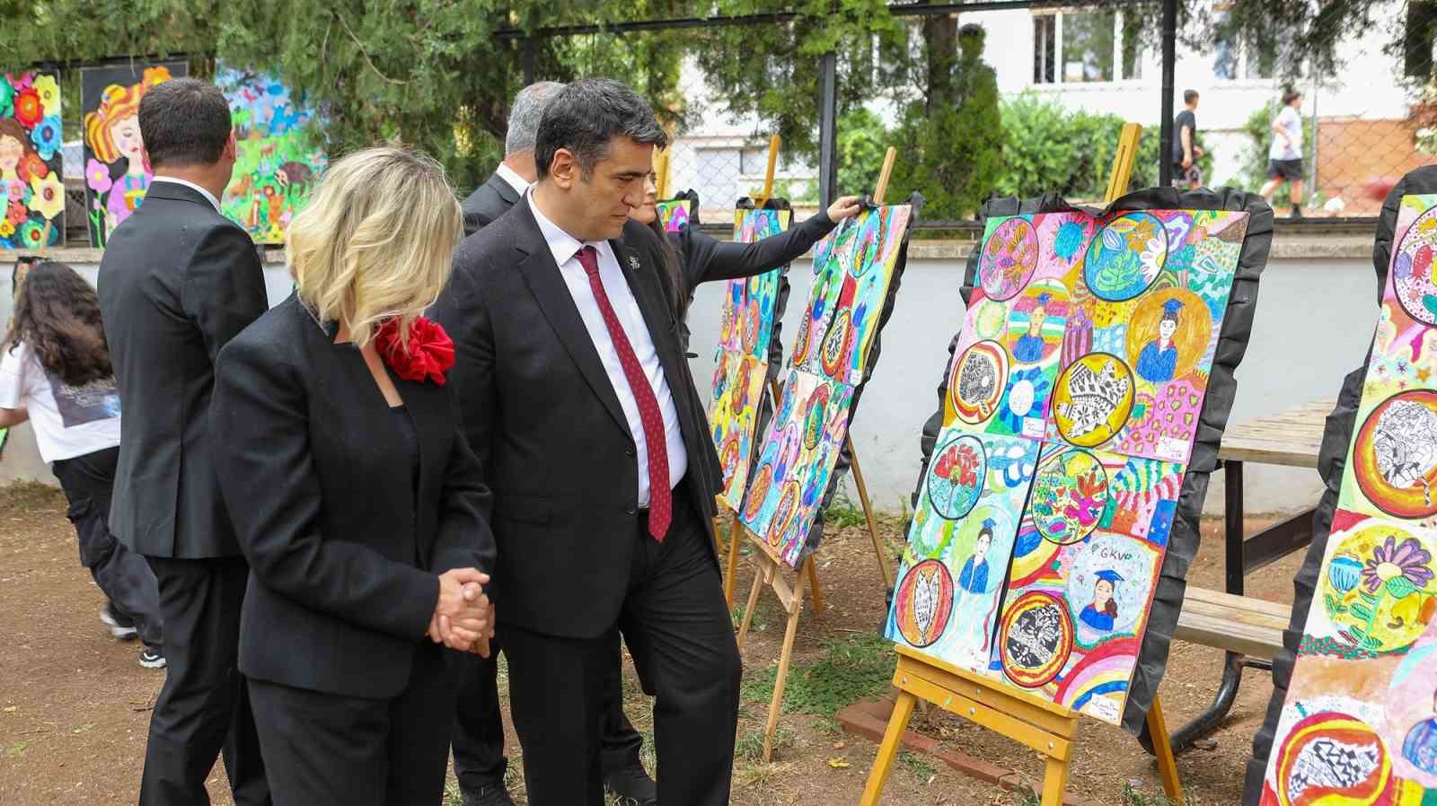 Gaziantep Kolej Vakfı’nda göz kamaştıran sergi
