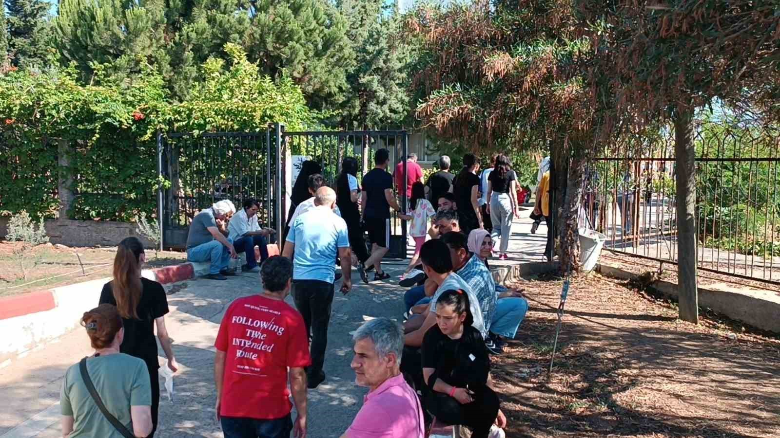 Mersin’de LGS heyecanı, 26 binden fazla öğrenci sınava girdi
