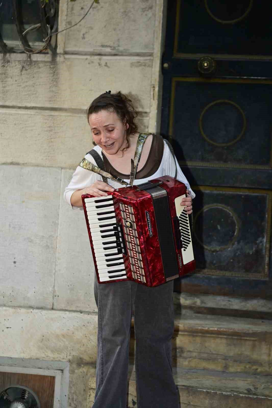 Beyoğlu’nda ‘2. Kadın Yüzler Festivali’ başladı
