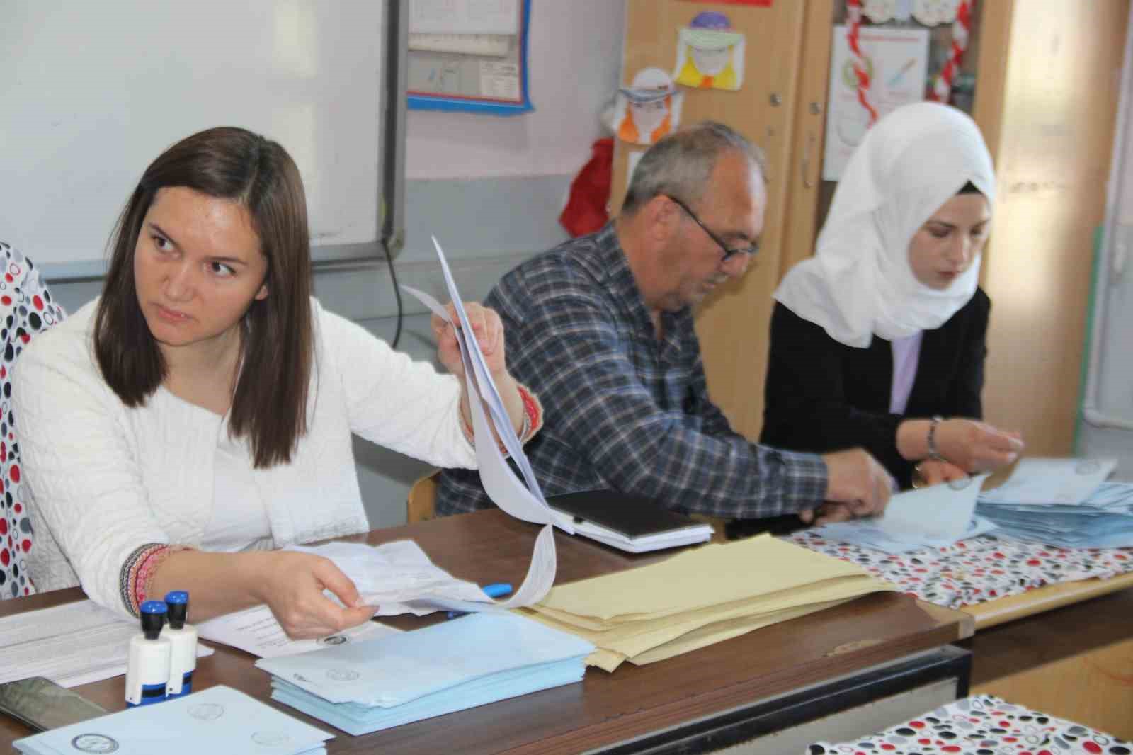 Pınarbaşı sandık başına gitti
