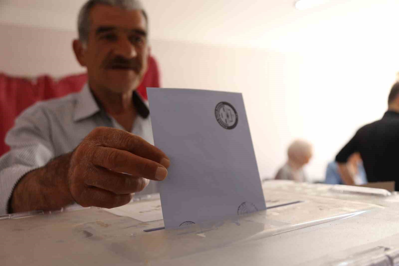 Kastamonu’da 7 köyde vatandaşlar muhtar seçmek için 2 ay sonra yeniden oy kullandı
