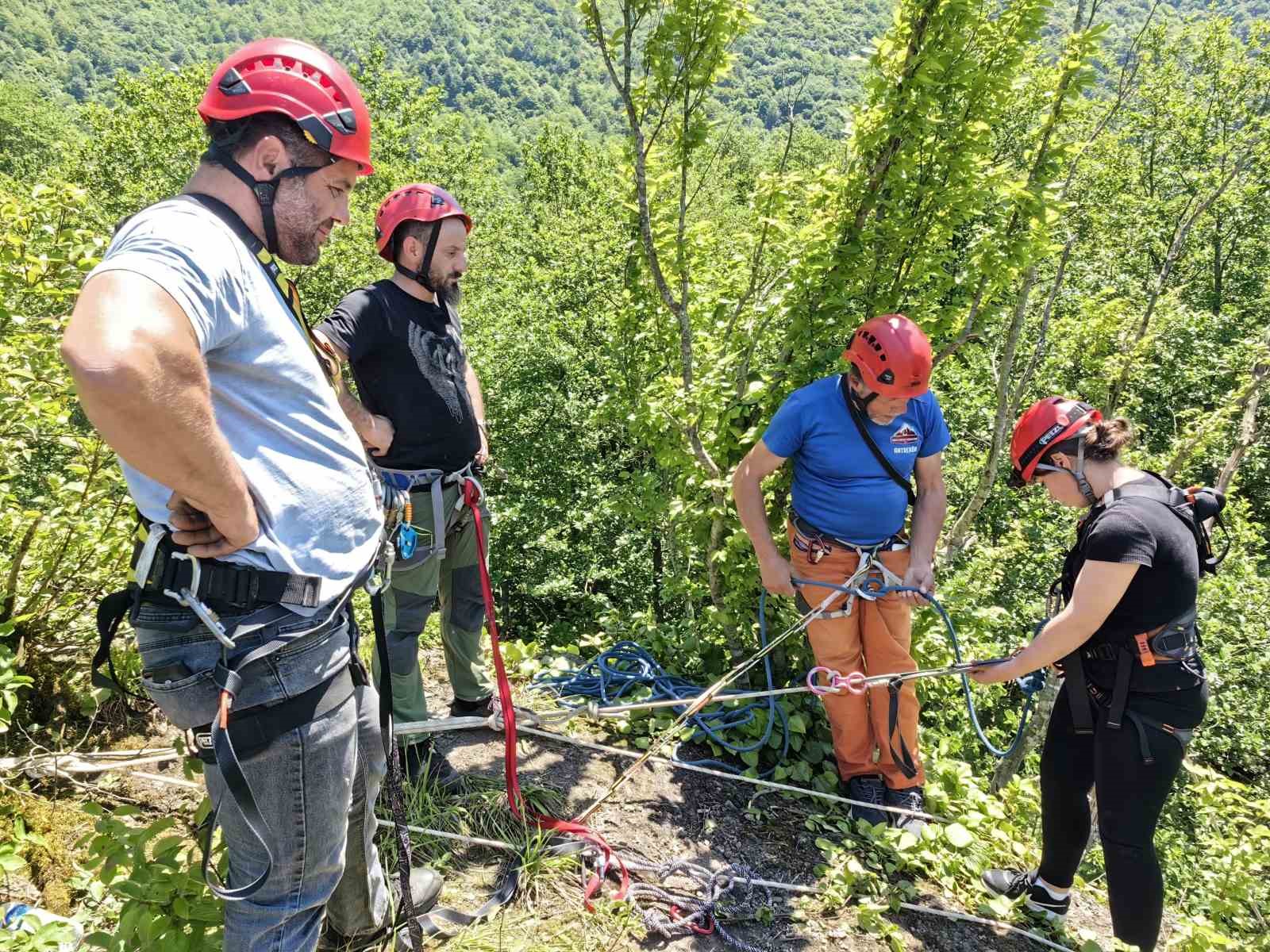 Artvin’de dağcılık eğitimi
