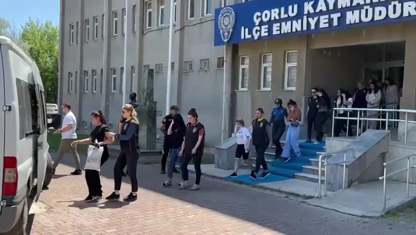 Dadı olmaya geldiler, fuhuş operasyonunda çıktılar: 2 kişi tutuklandı
