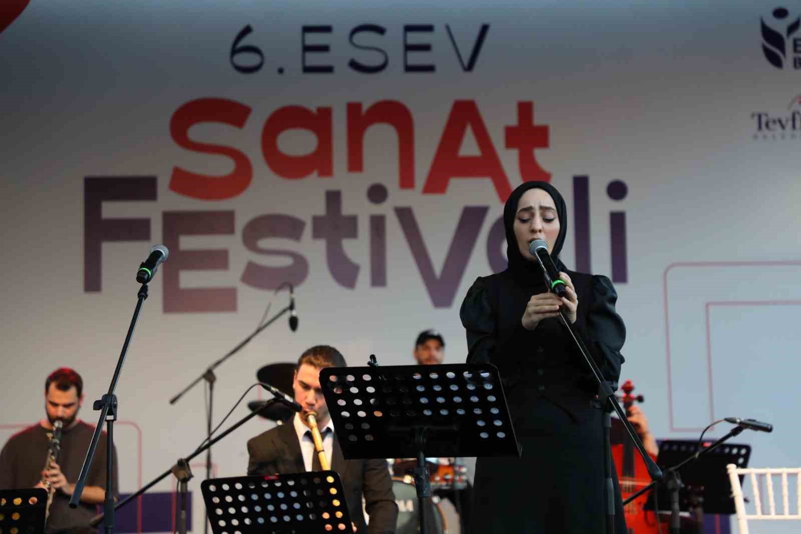 Esenler’de 6. ESEV Sanat Festivali başladı
