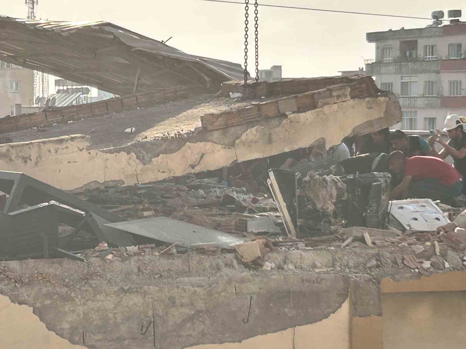 Hatay’daki patlamada yaşanan panik kamerada
