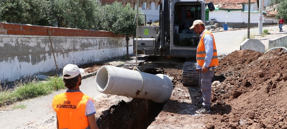 Sel mağduru Hacıishak Mahallesi yağmur suyu hattına kavuşuyor
